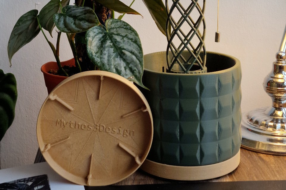 New planter design - meet our moss pole planter